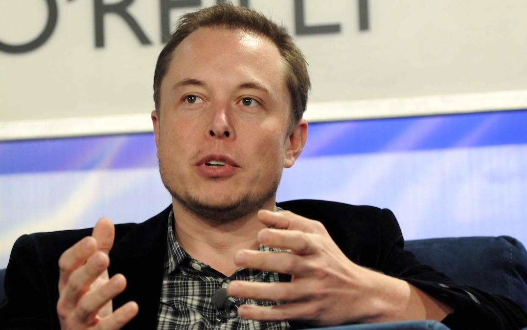 Elon Musk commits to provide water filters to flint residents